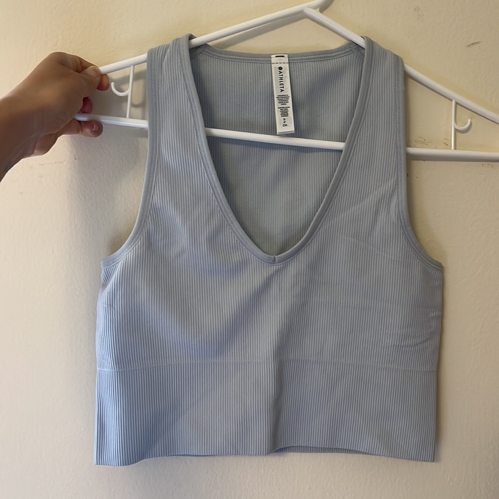 Light blue Athleta cropped ribbed tank size small